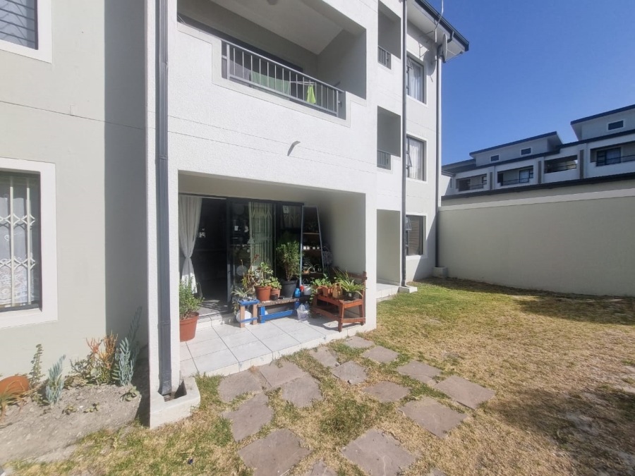 2 Bedroom Property for Sale in Burgundy Estate Western Cape